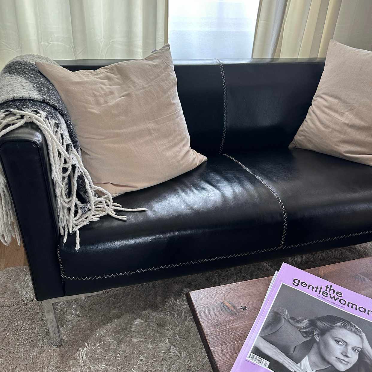image of Soffa bortskänkes - Sundbyberg