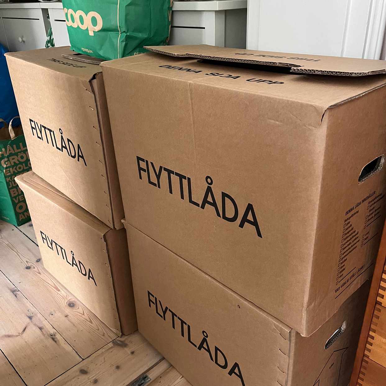 image of 4 flyttlåd t återvinning - Stockholm