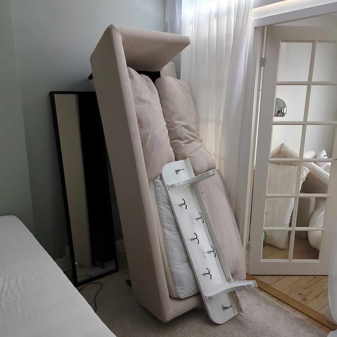 image of Sofa + hylla - Hägersten