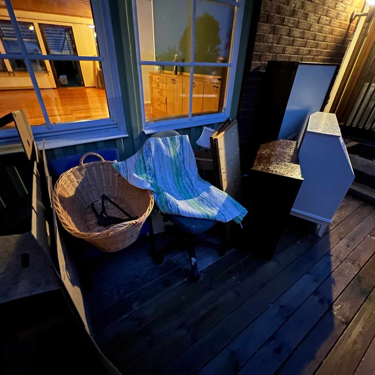 image of Diverse skräp - Tumba