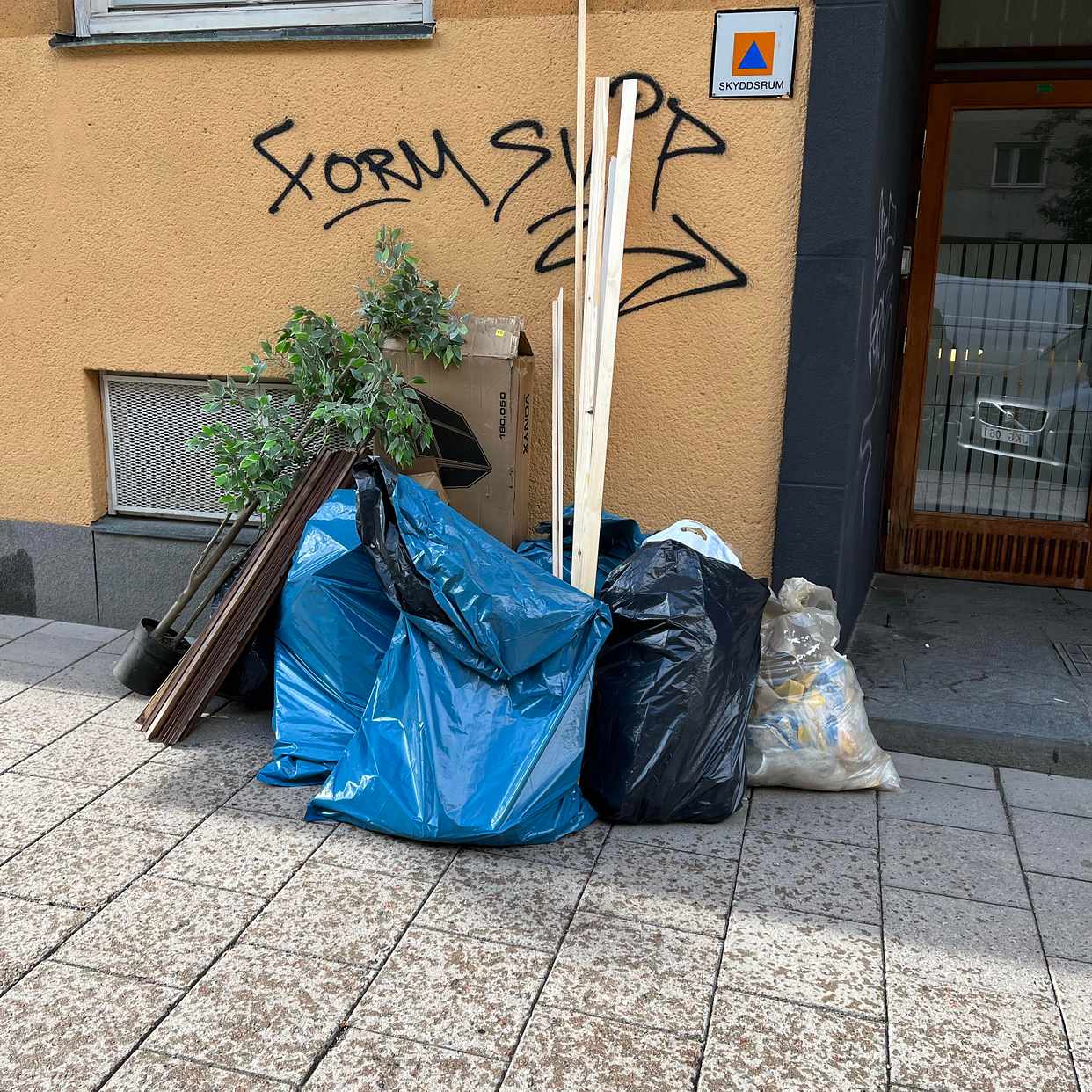 image of Trä, wellpapp, blomma mm - Södermalm