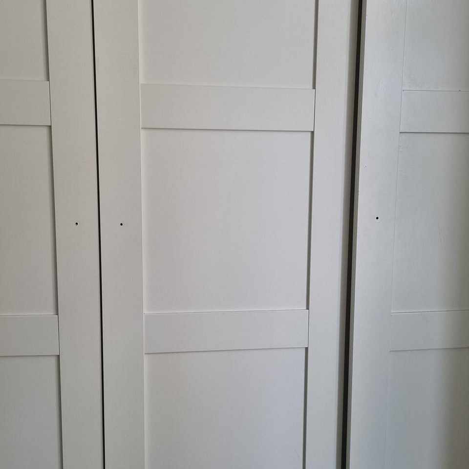 image of Ikea bergsbo till pax  - 