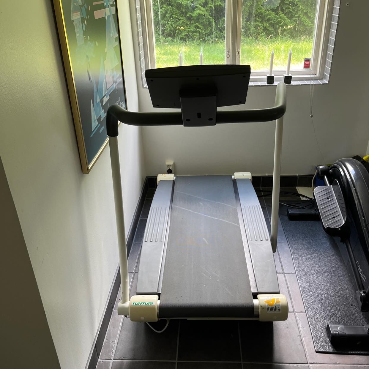 image of Löpband upphämtas gratis - Täby