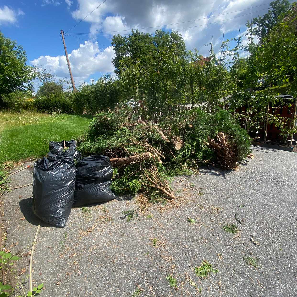 image of Trädgård avfall - Huddinge