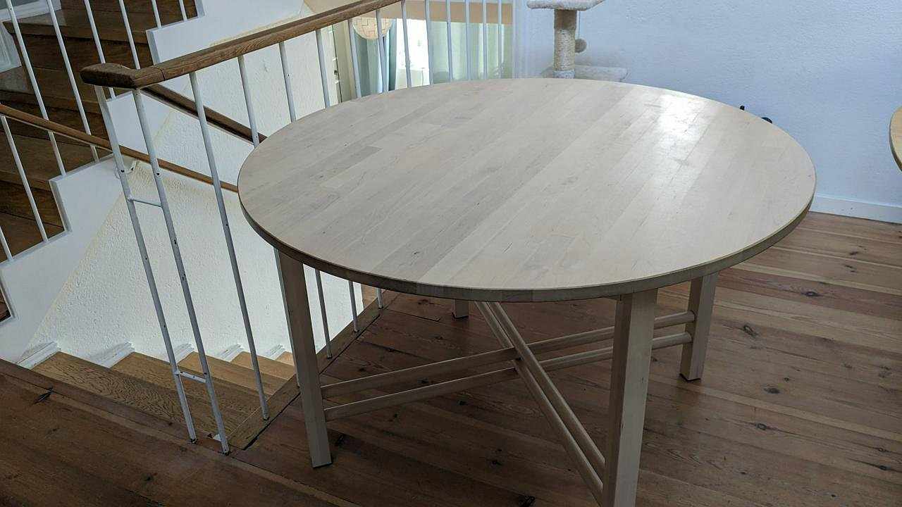 image of IKEA Björksnäs matbord - 