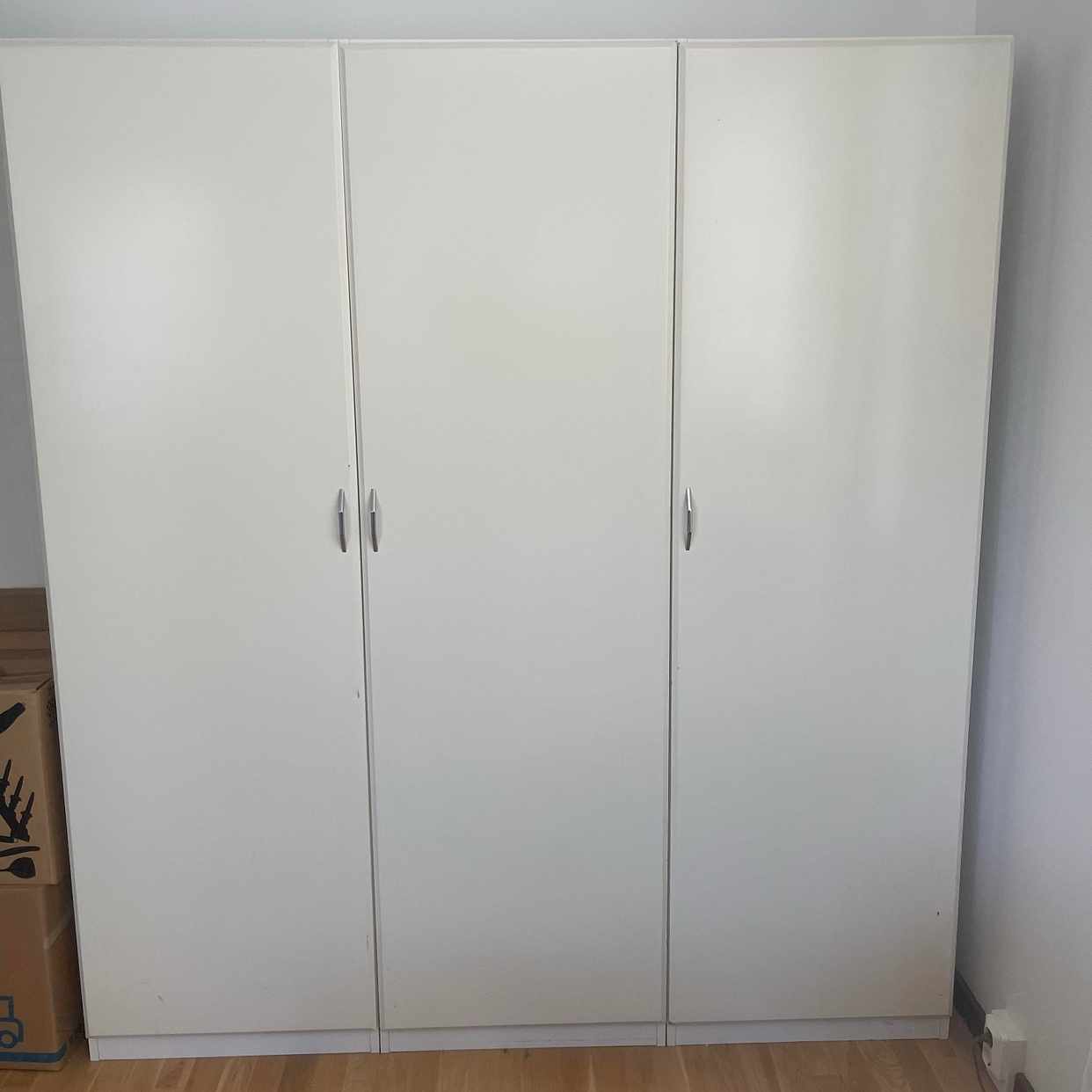 image of 3 garderober 60x60x200 - Hägersten