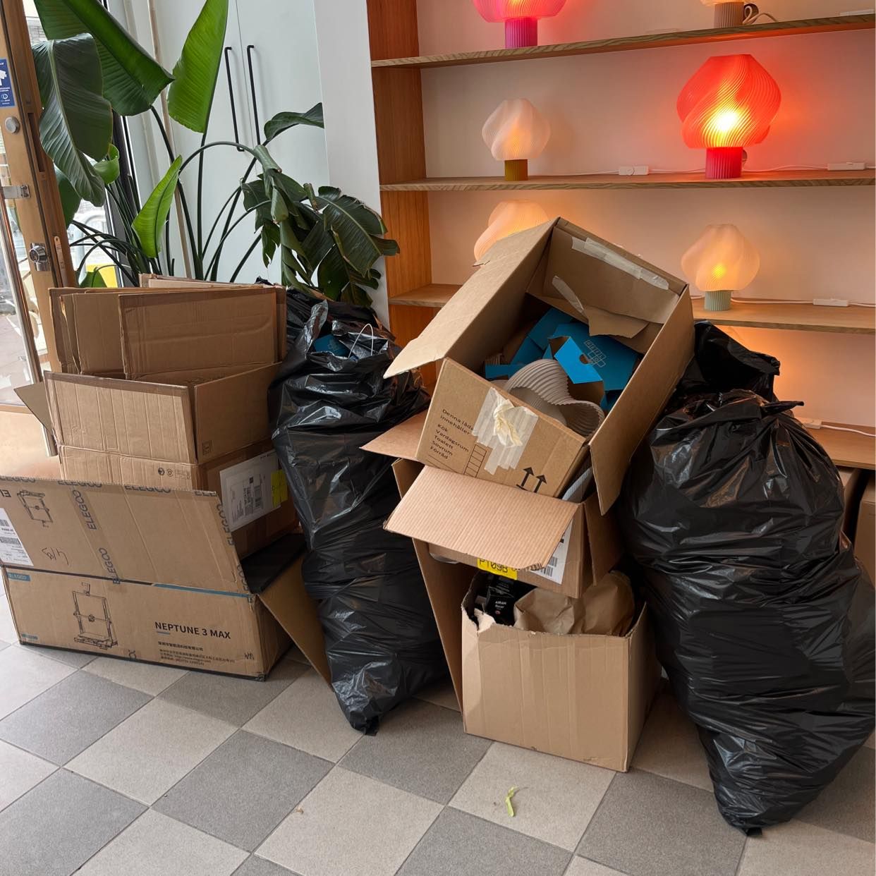 image of Kartong och plast - Stockholm
