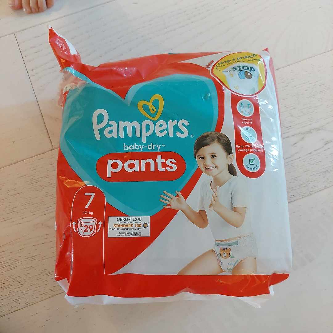 image of Pampers size 7 - Solna