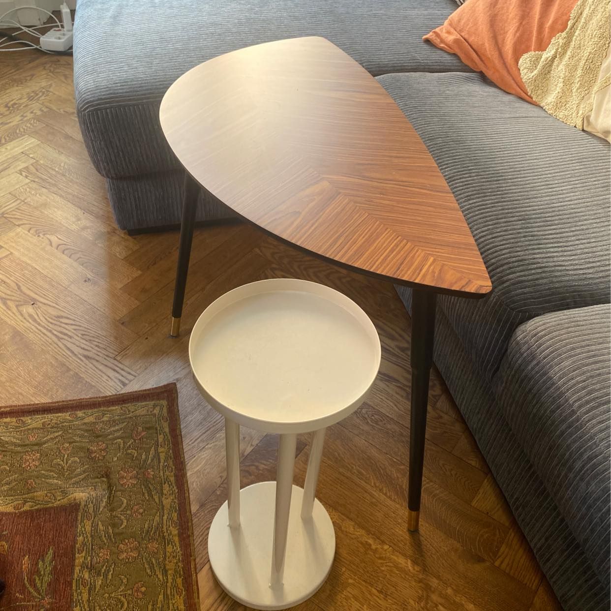 image of Side table and metal hold - Stockholm