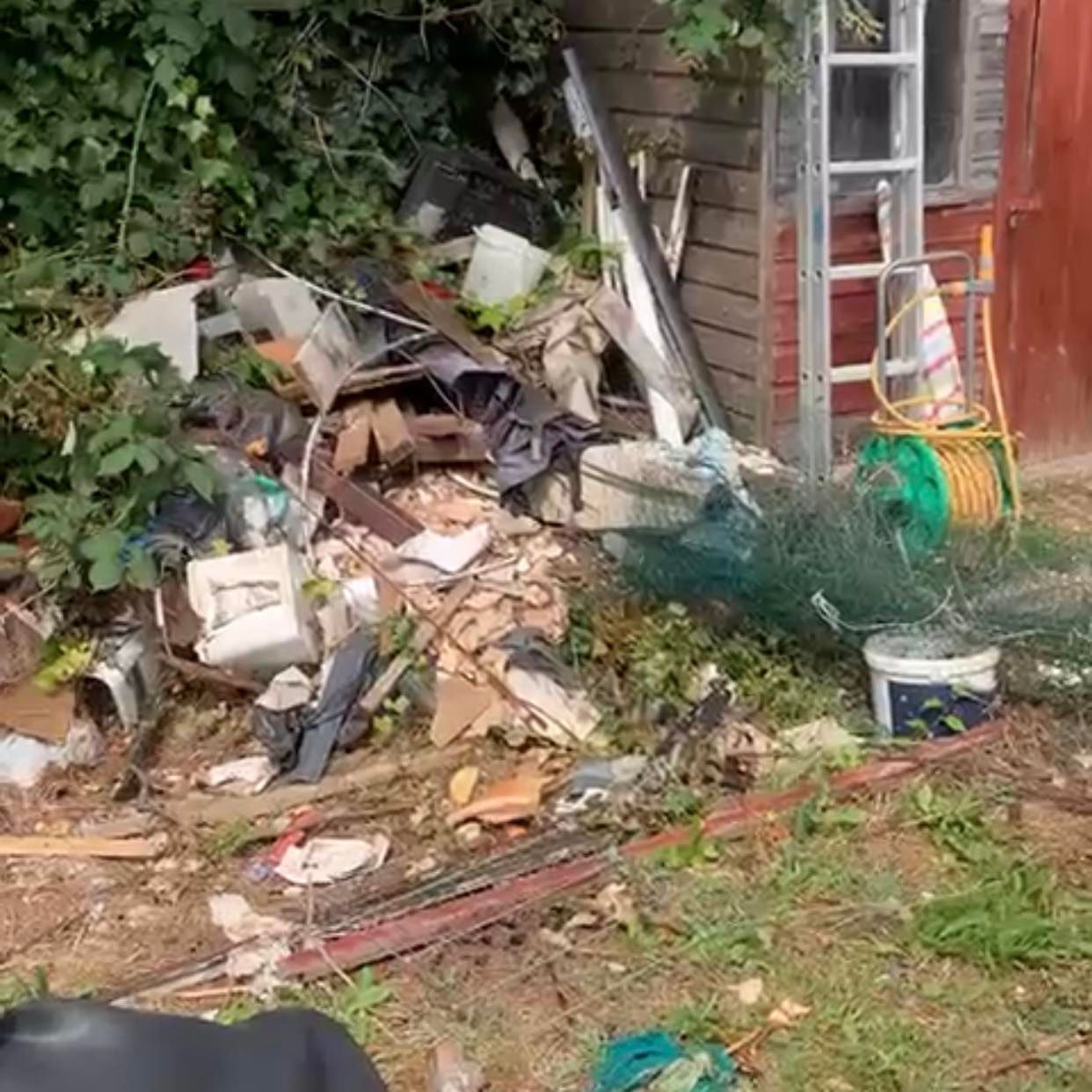 image of Garden waste - Hillingdon