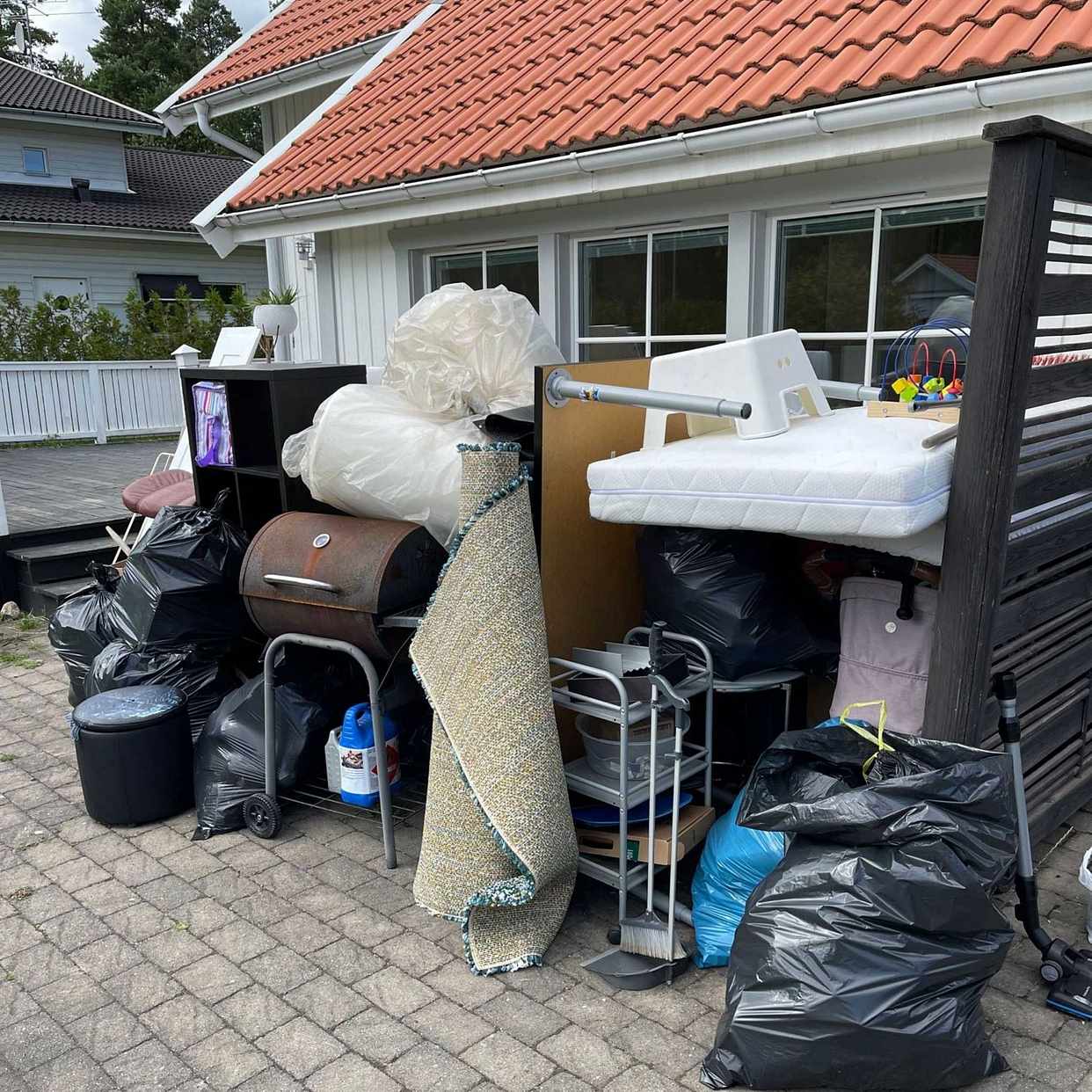 image of Lot of garbage - Vallentuna