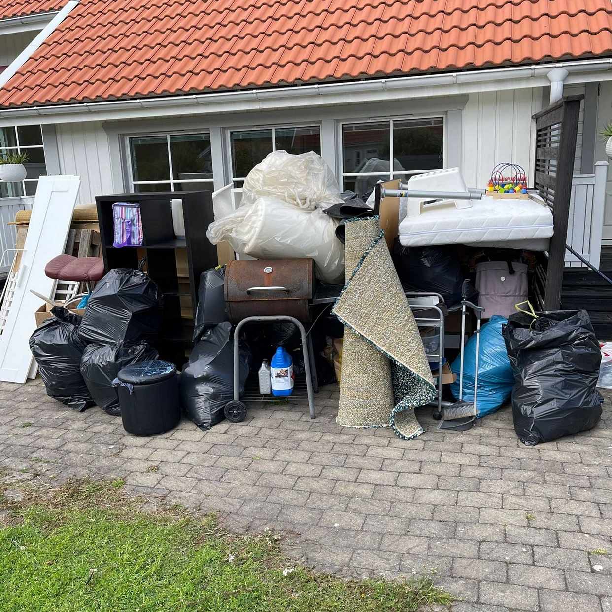 image of Lot of garbage - Vallentuna