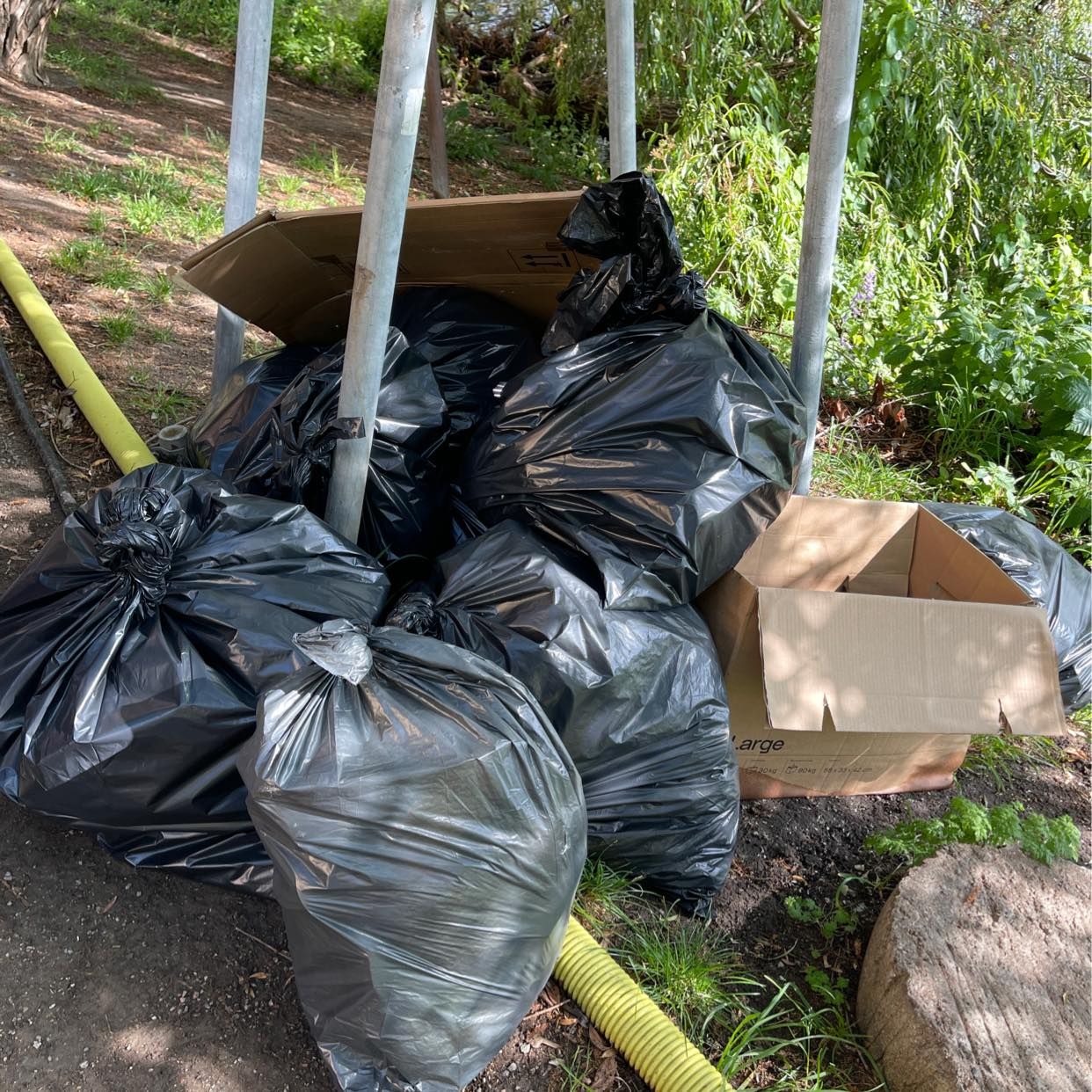 image of 10 bags + 4 card boxes - Södermalm