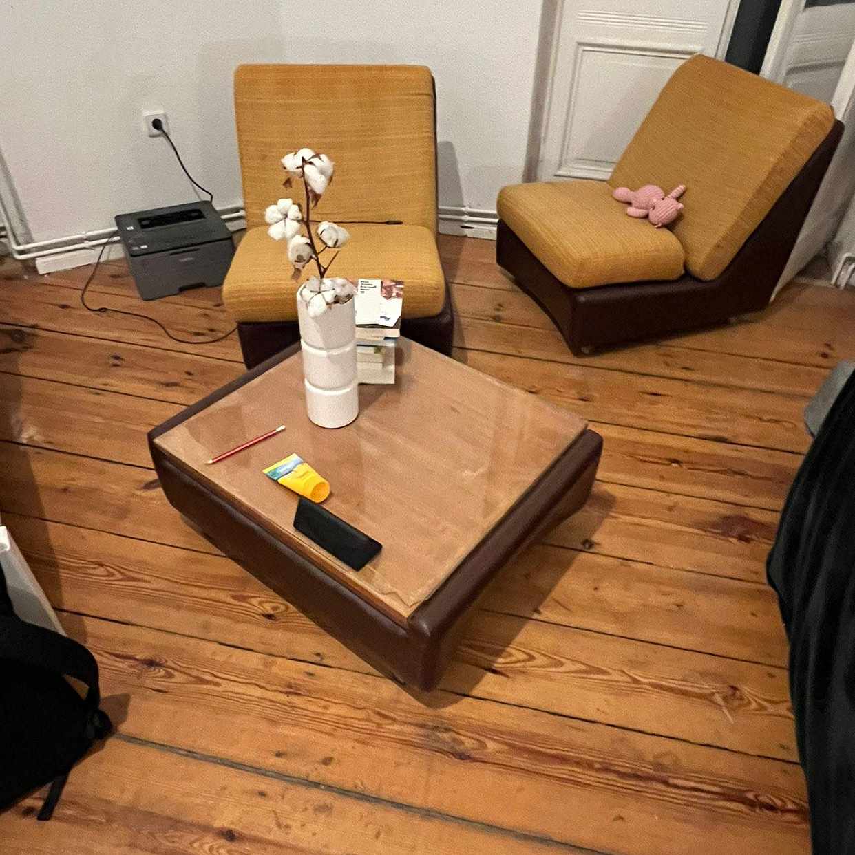 image of Moving two chairs + table - 