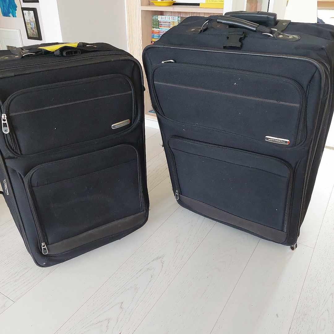 image of 2 suitcases - Solna