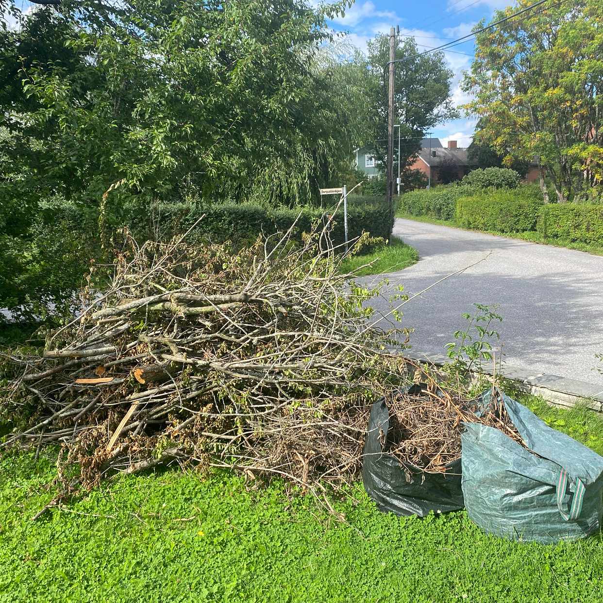 image of Trädgårdsavfall och virke - Danderyd