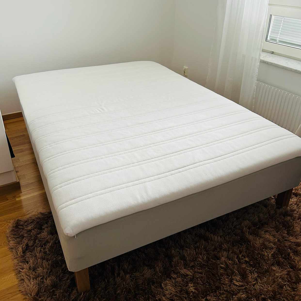 image of Säng 140cm & soffa 225 cm - 