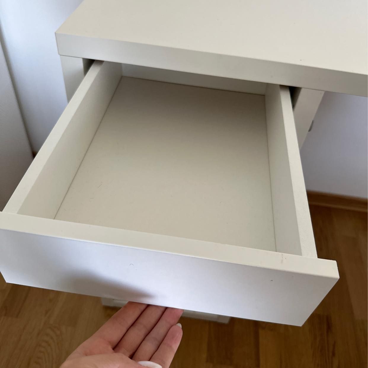 image of Office table - Upplands Väsby