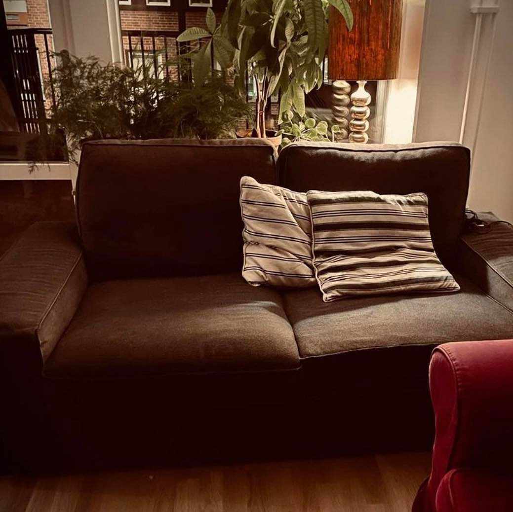 image of Help to move sofa - 