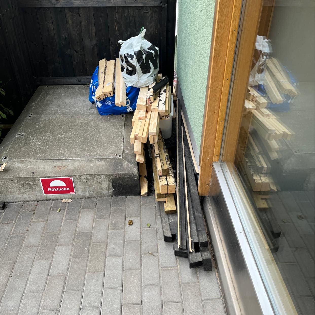 image of Hämta överblivet material - Nacka