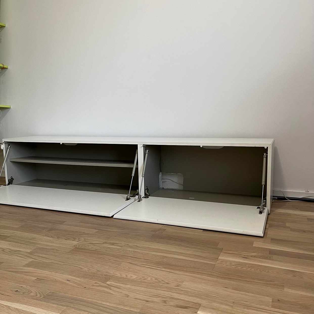 image of TV Bench - Farsta
