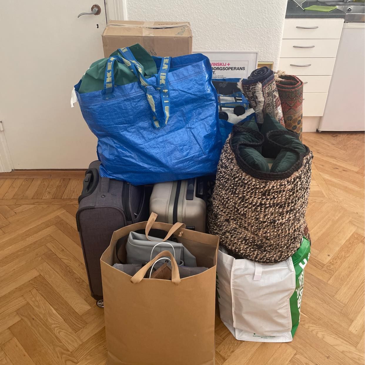 image of Move boxes/bags - 