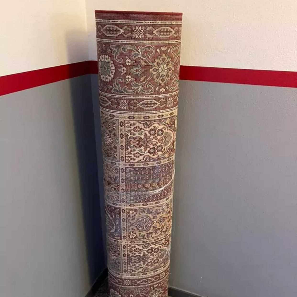 image of Normal carpet - Handen