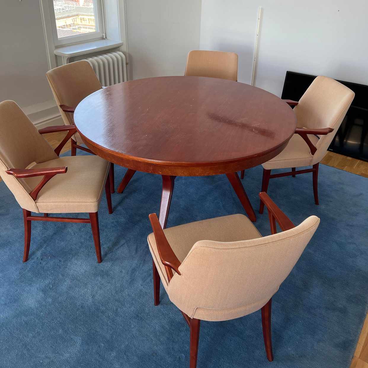 image of Kontorsmöbler bortskänkes - Stockholm