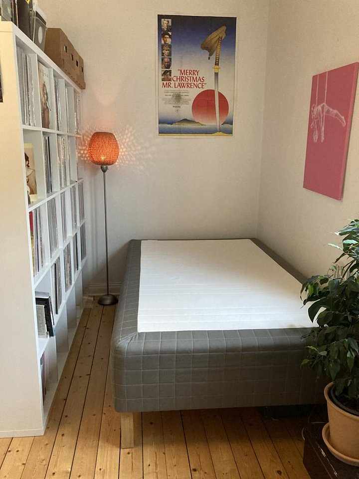 image of Säng IKEA Skotterud 120 c - 