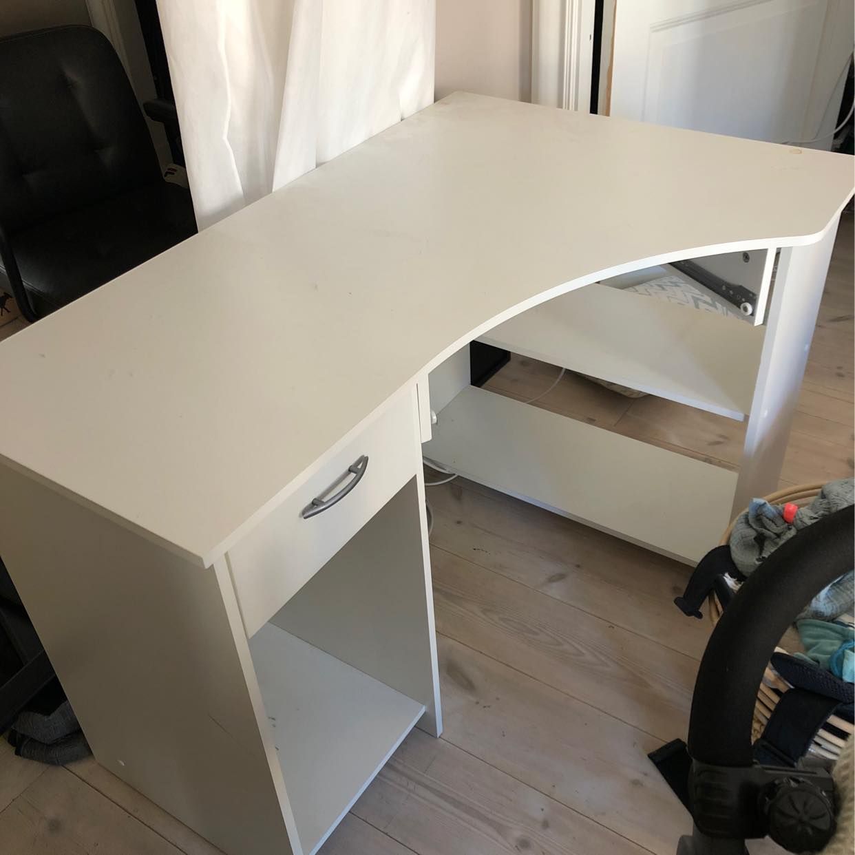 image of Free desk - Norrmalm