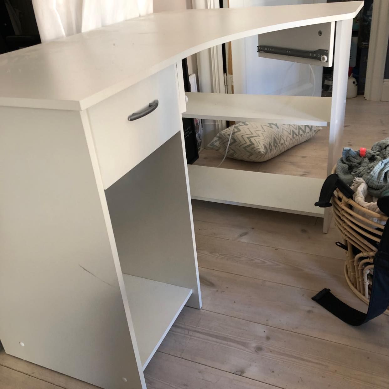 image of Free desk - Norrmalm