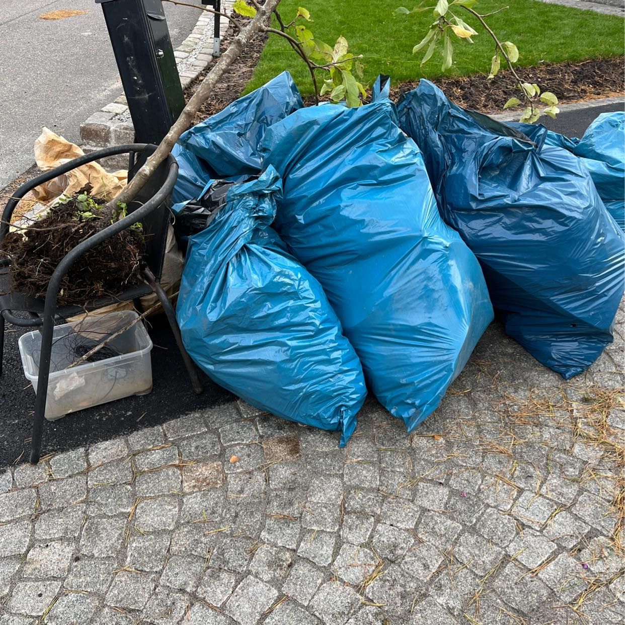 image of Bygg o trädgårdsavfall - Västra Frölunda