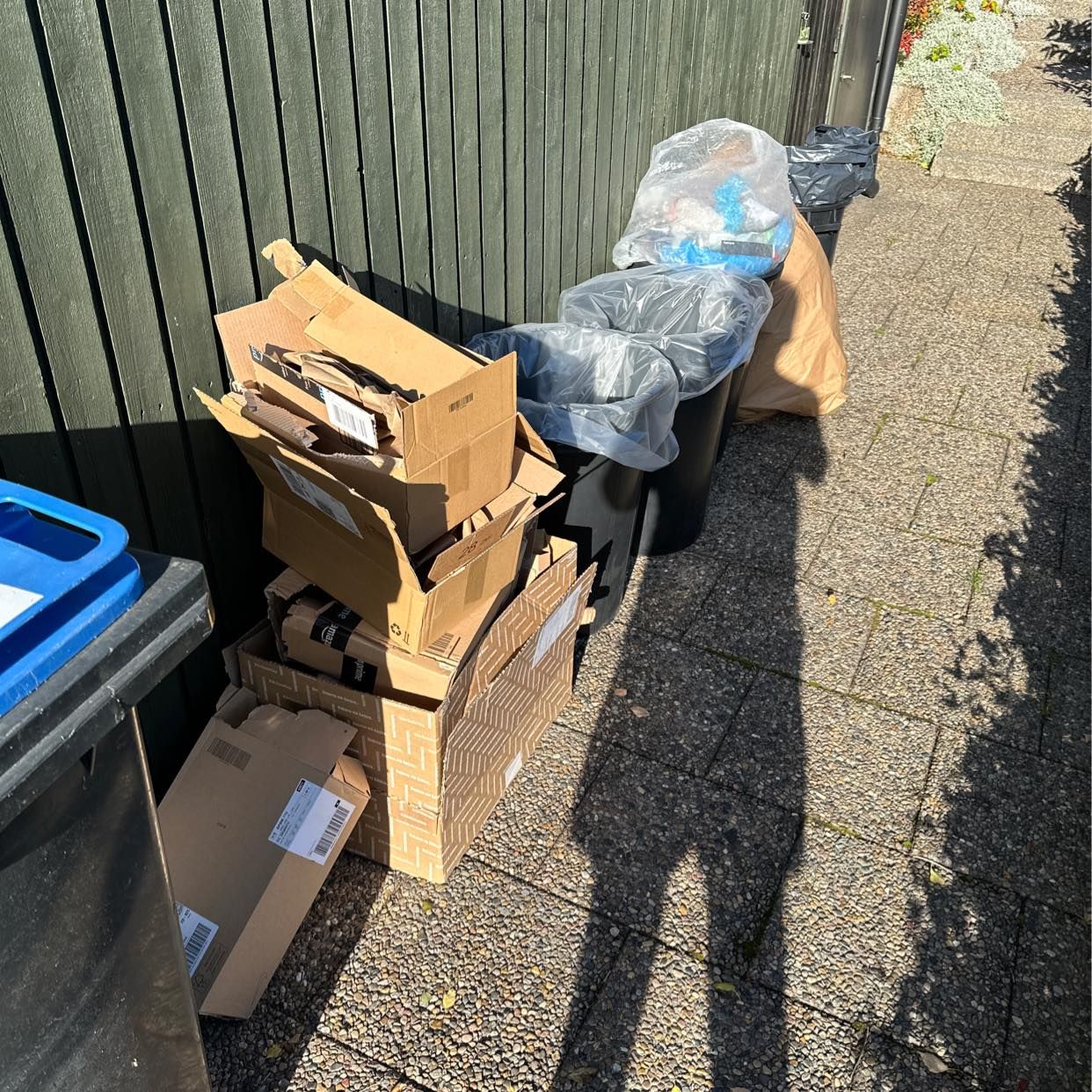 image of move to recycling - Täby