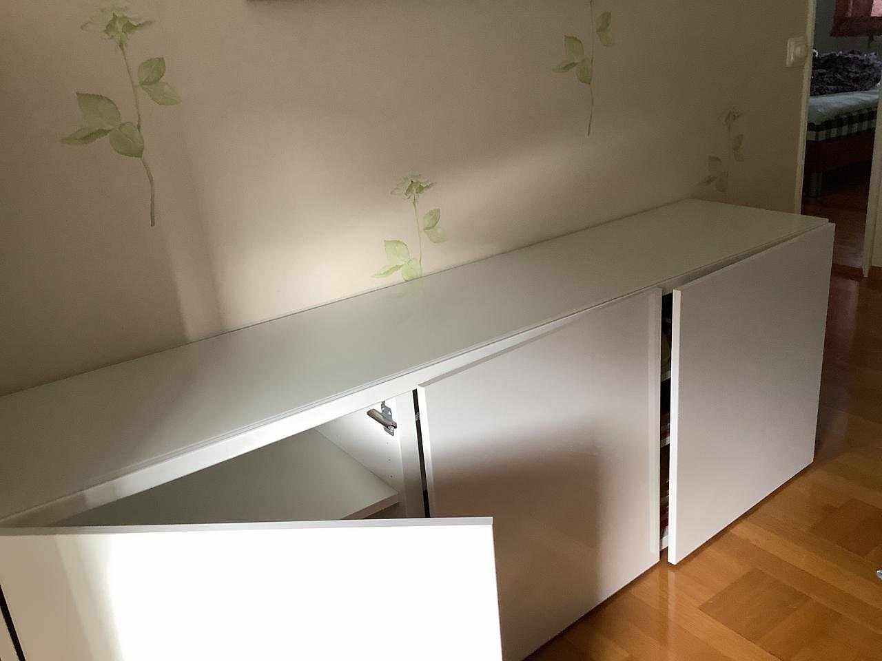 image of Ikea skåp, 180 cm långt  - 