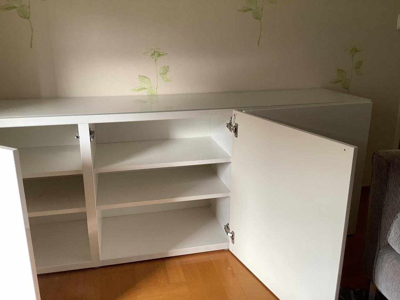 image of Ikea skåp, 180 cm långt  - 