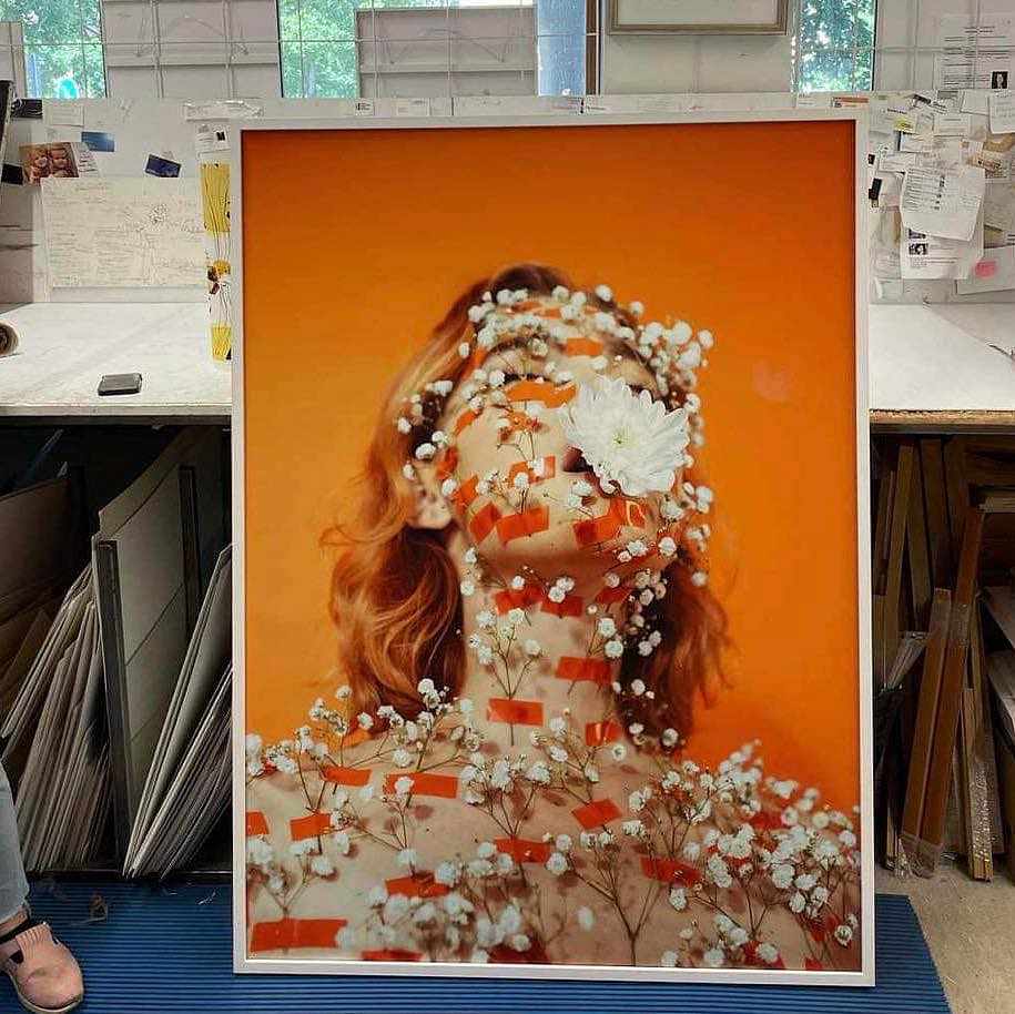 image of Photo in glass frame - 