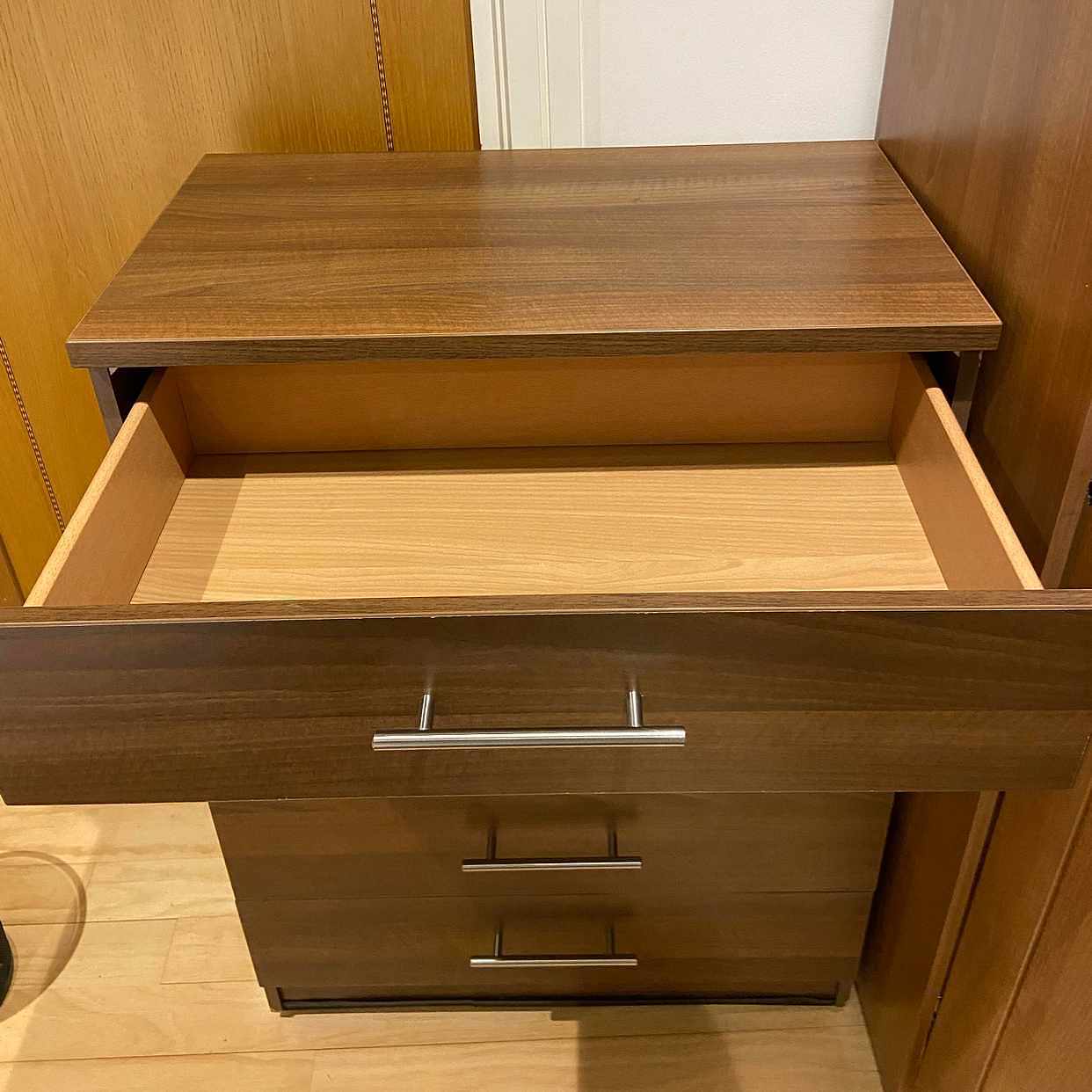 image of Give away chestdrawer - 