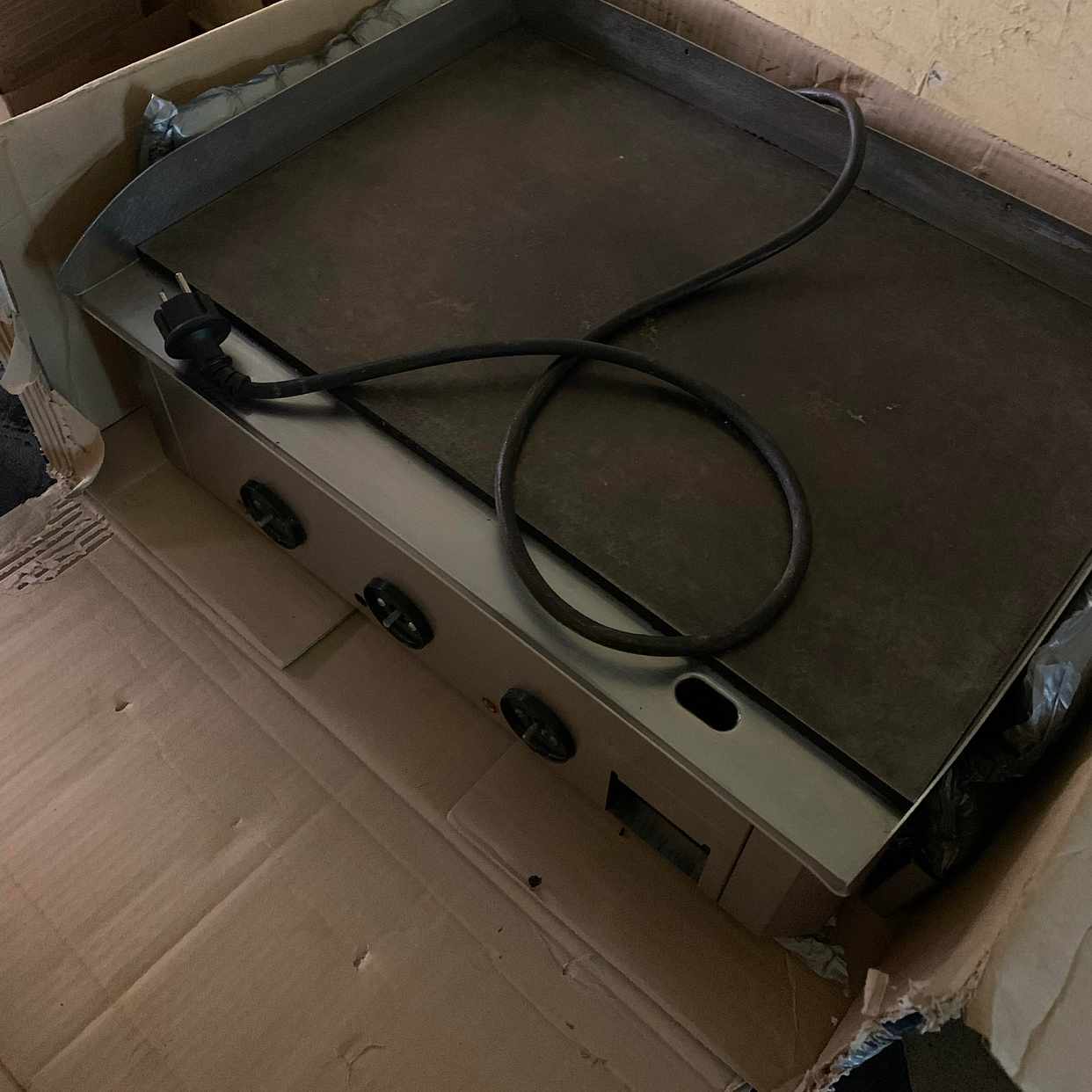 image of Remove Broken Grill - Neukölln