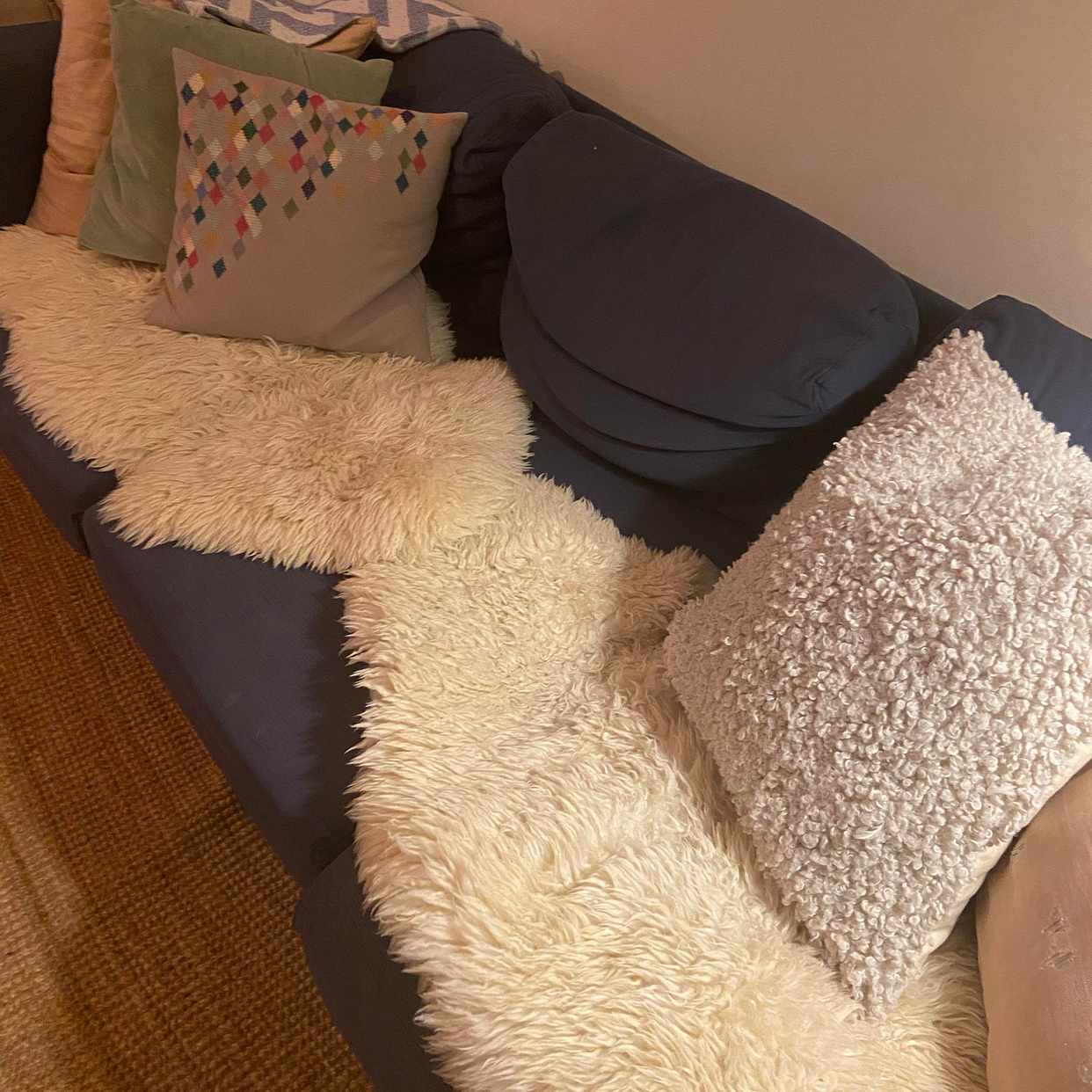 image of Soffa som ska återvinnas - Enskede-Årsta-Vantörs