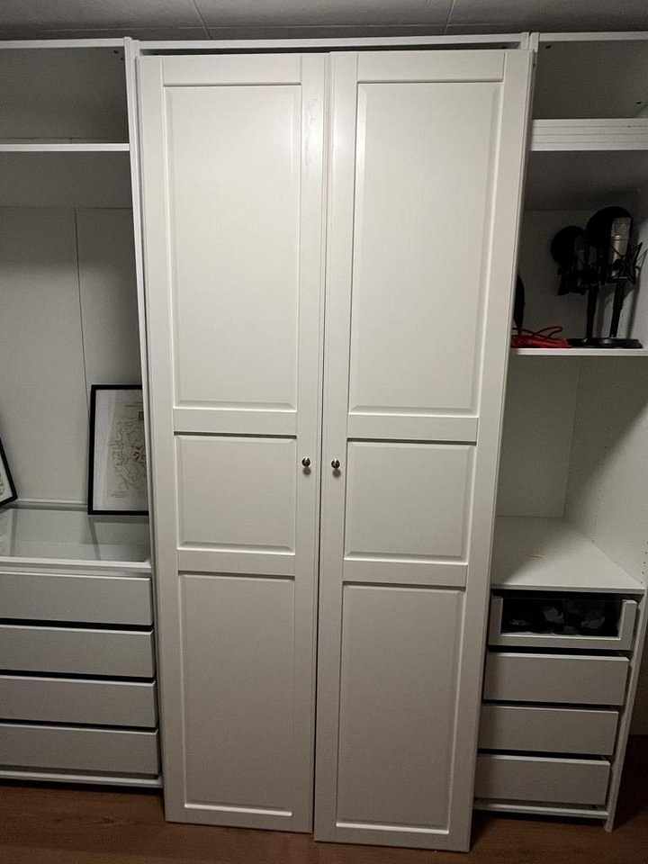 image of IKEA Pax garderob 236x100 - 