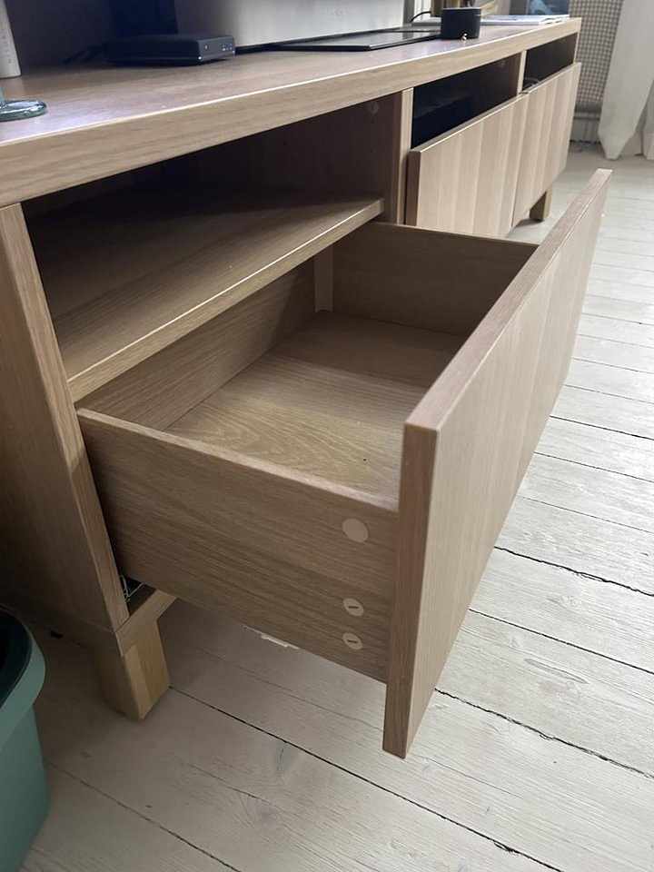 image of TV-bänk IKEA Bestå - 