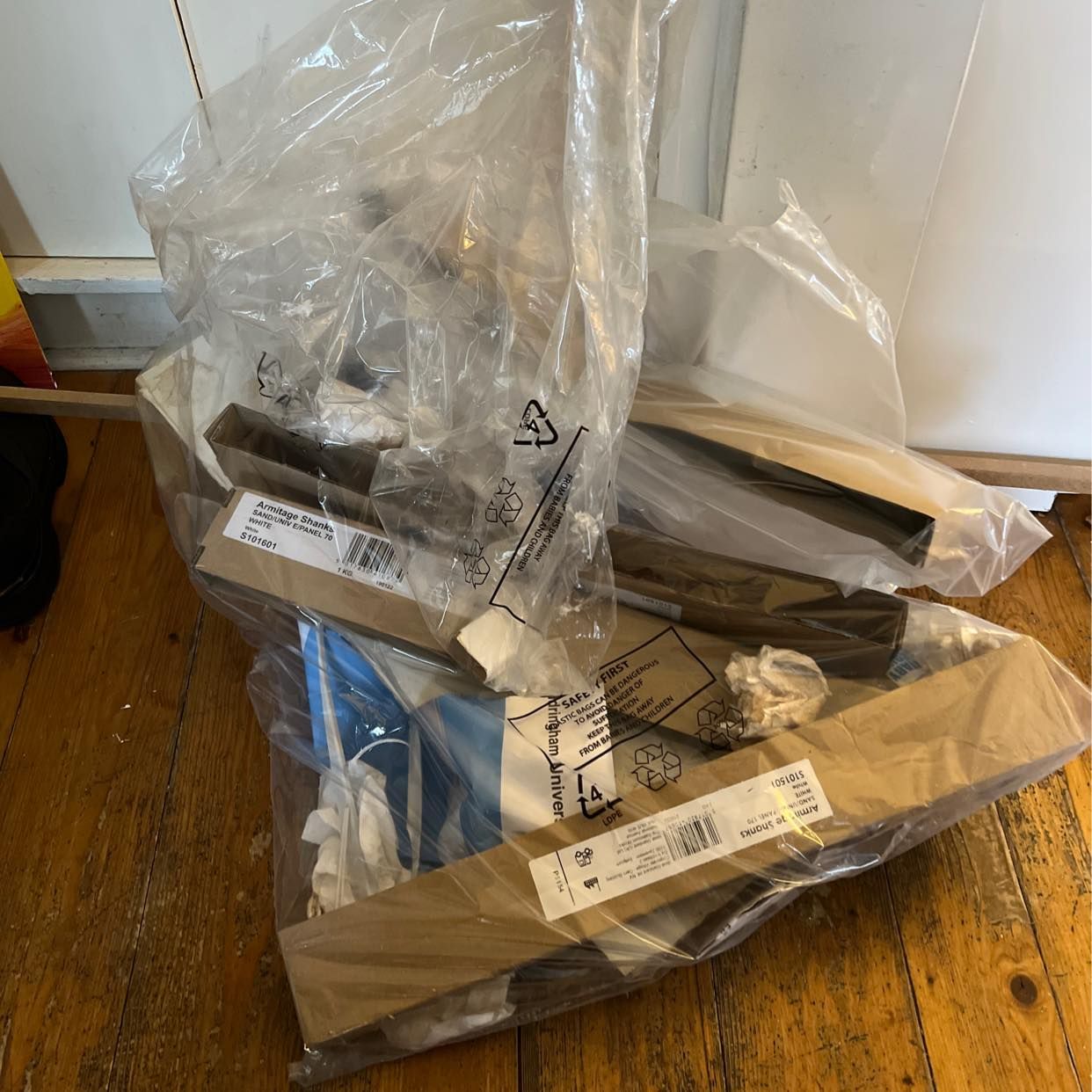 image of Bath panels & packaging - London