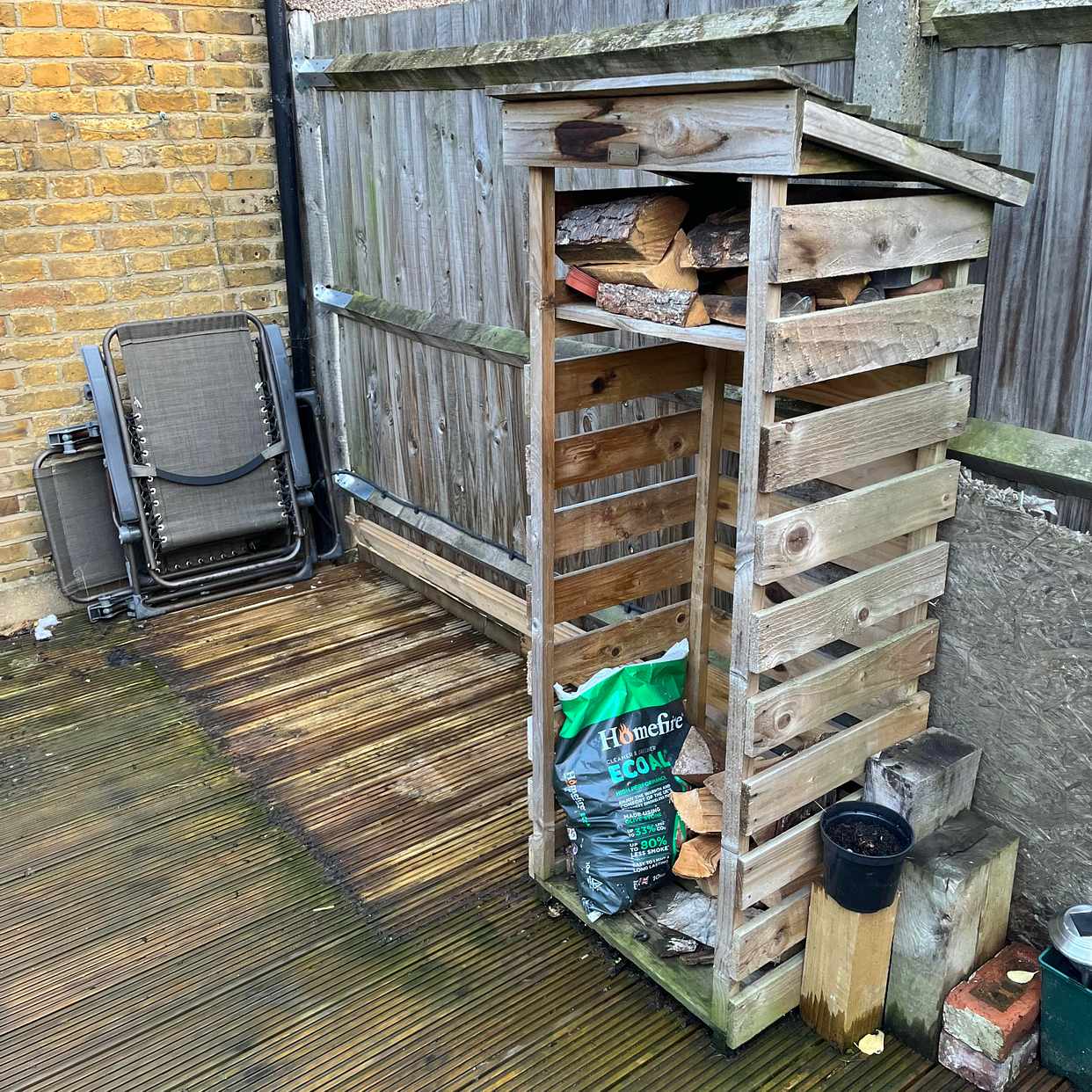 image of Moving out waste - London