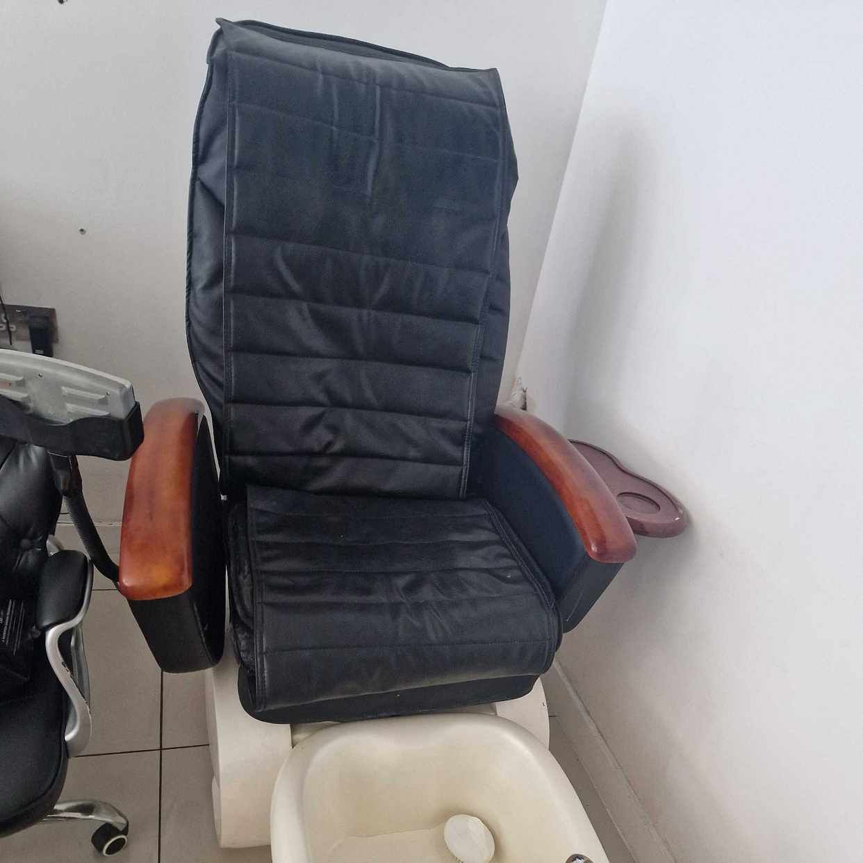 image of Pedicure spa massage chai - London