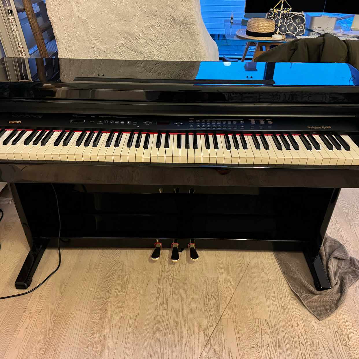 image of Electronic piano removal - Stockholm