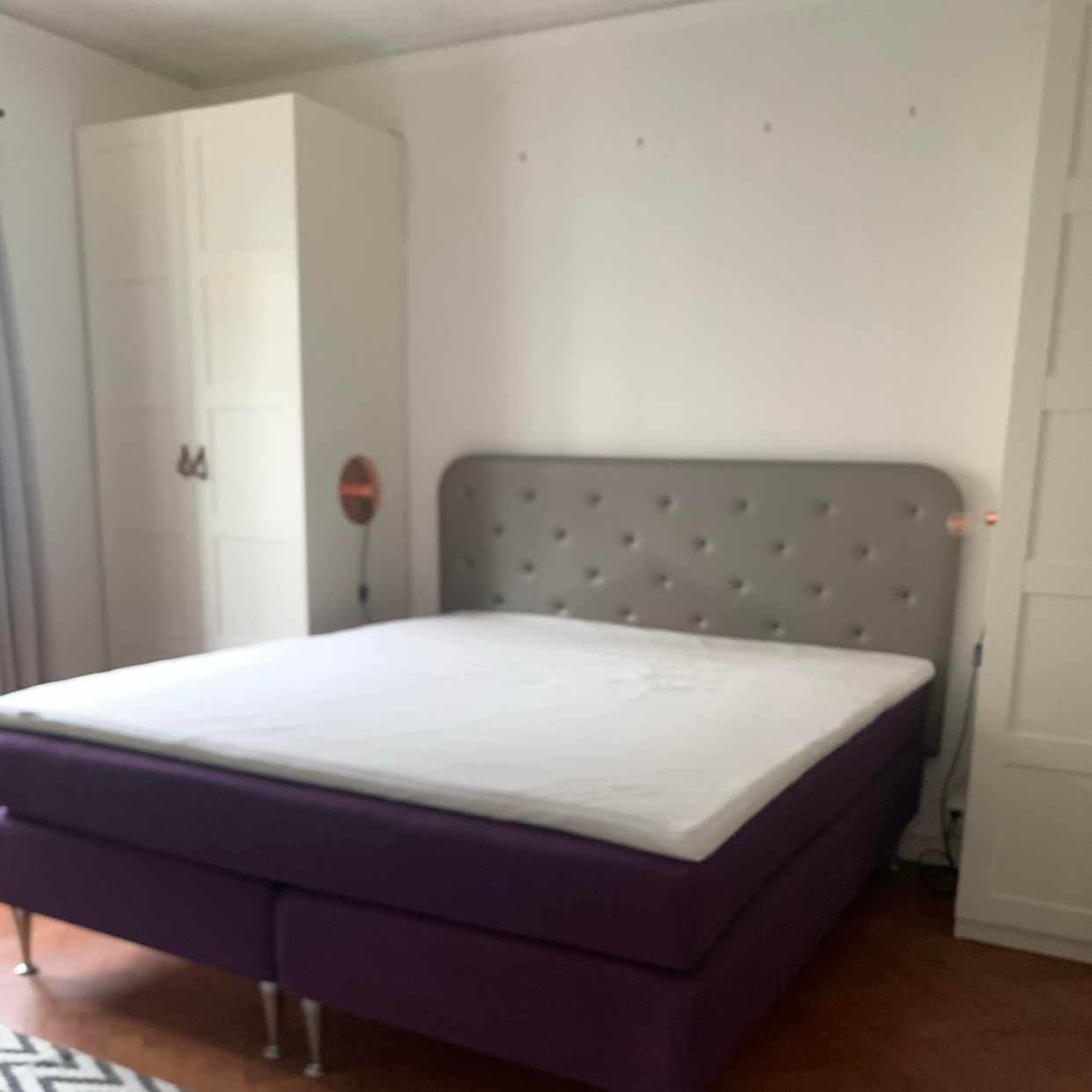 image of Gratis säng + garderober - Stockholm