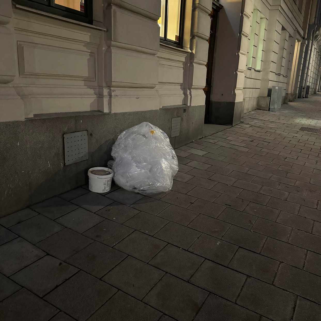image of Plastpåse, tegel - Stockholm