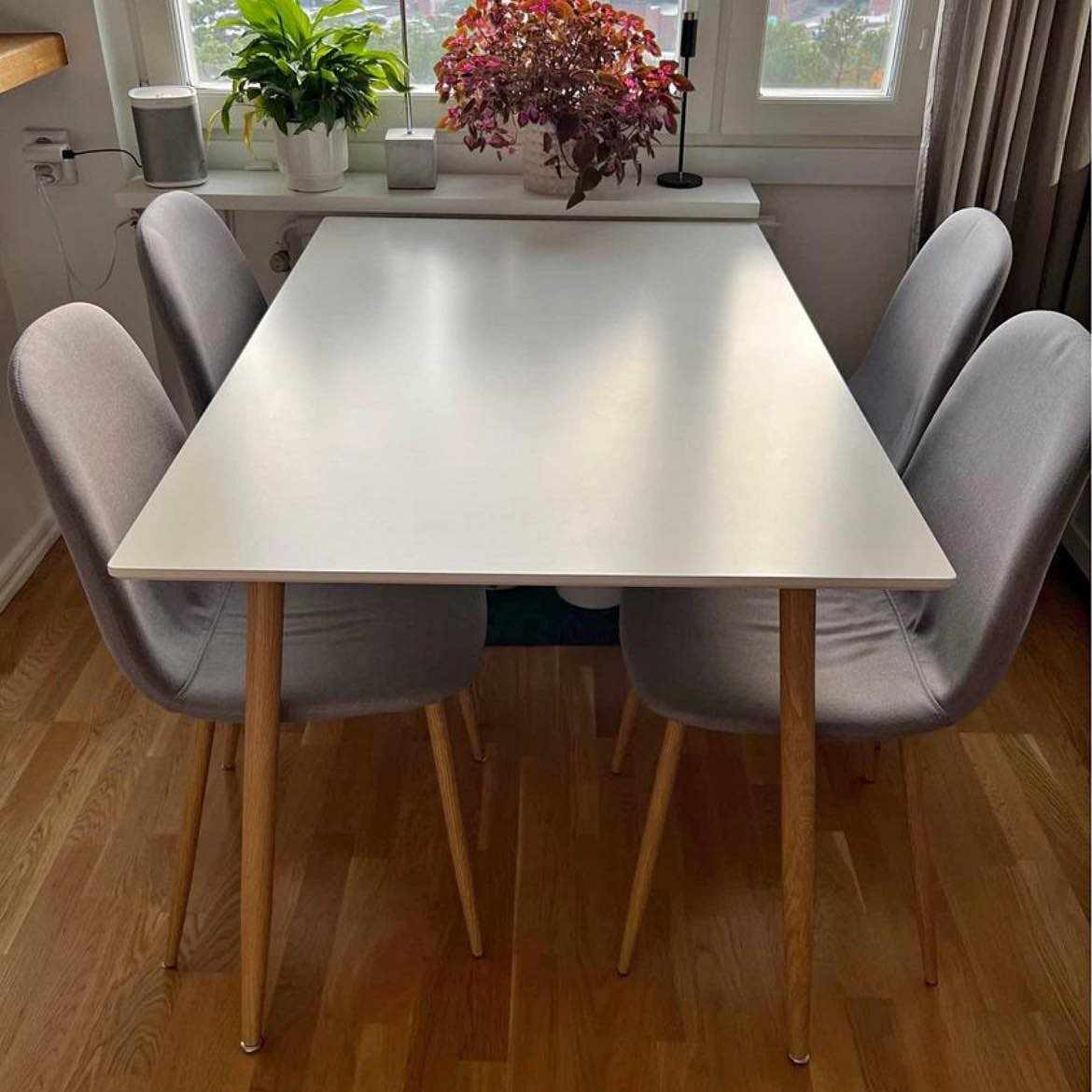 image of Upphämtning bord/stolar - 