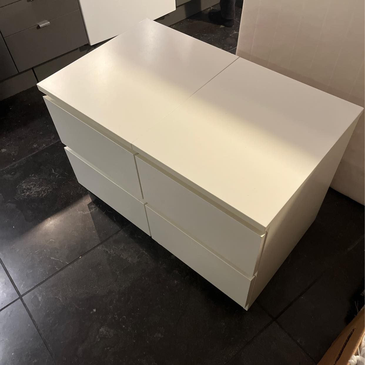 image of Ikea byrå Malm bortskänks - Enskede-Årsta-Vantörs