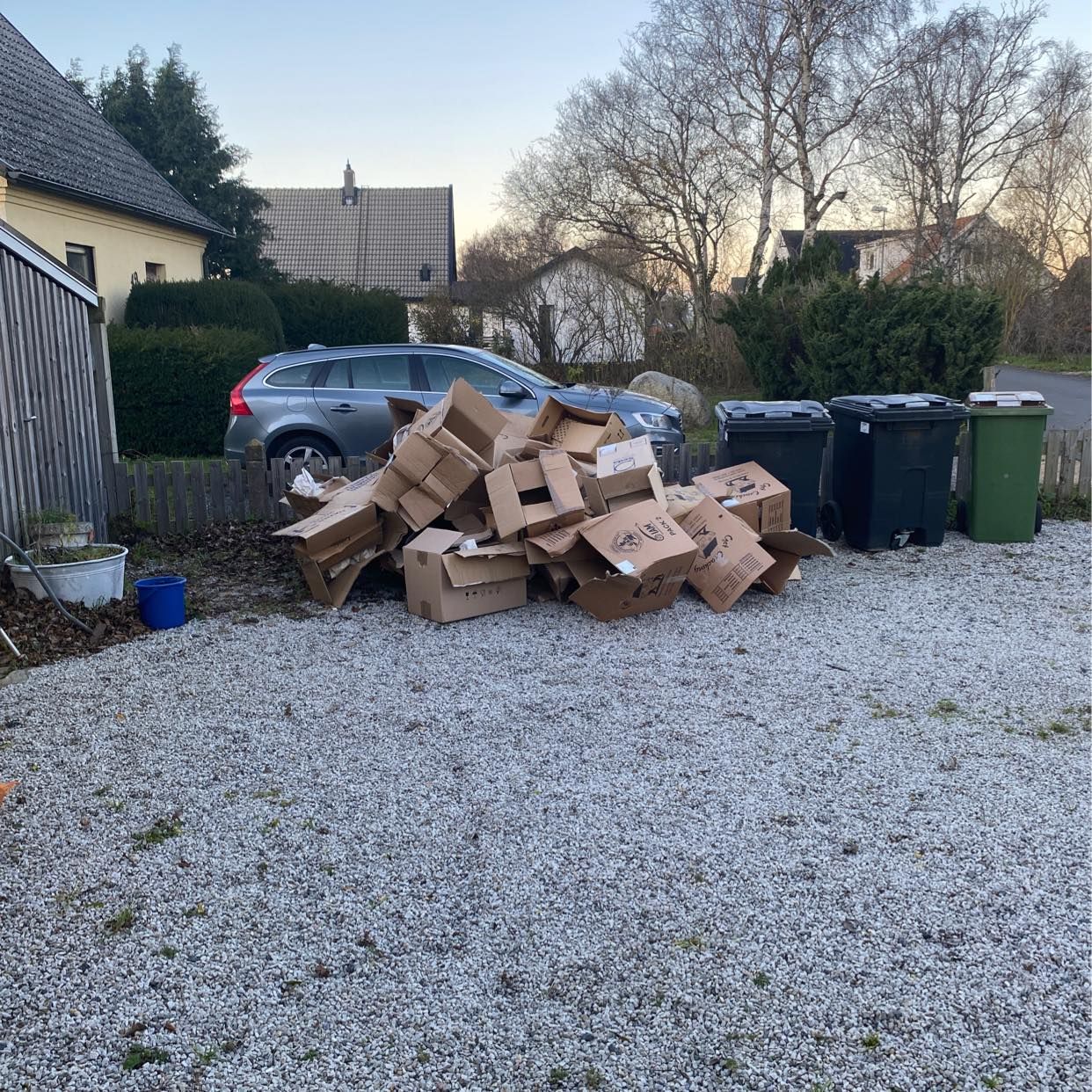 image of Cardboard boxes removed - Klagshamn